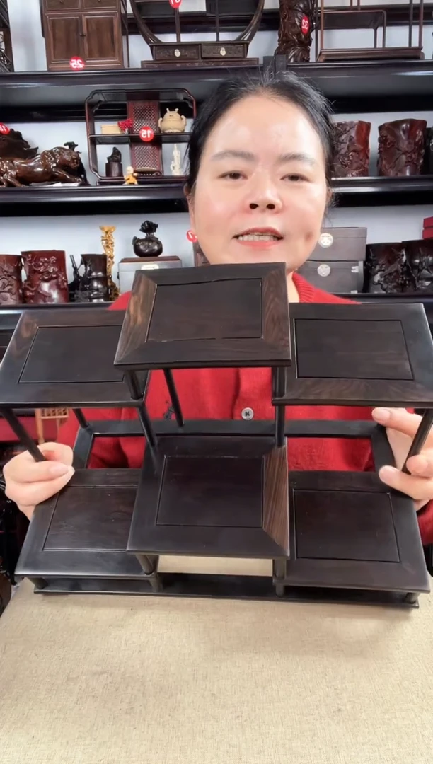 木黑六连老李红木工艺品