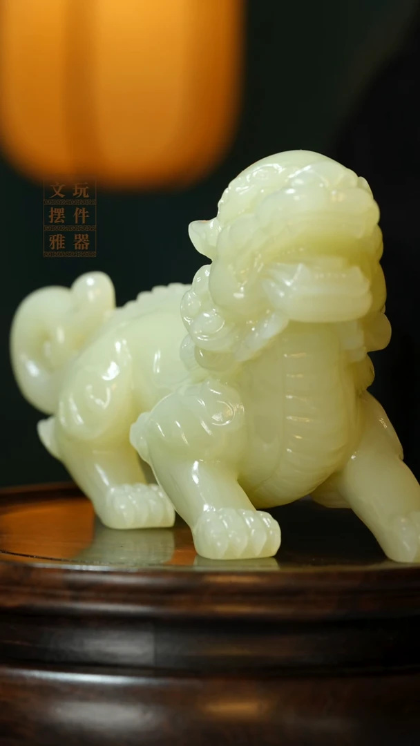 玉《貔貅》手把件摆件