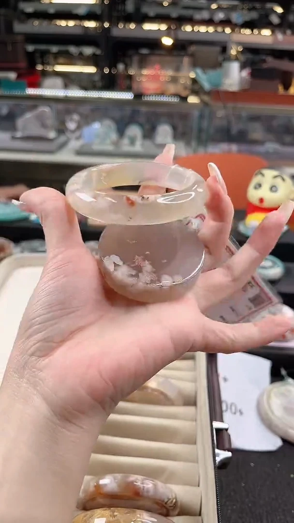 未镶嵌手镯石英质玉59圈口 （赠品镯心）358222