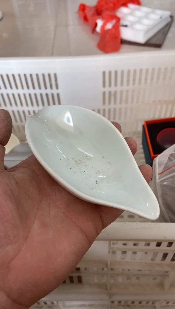 杯无运费险有瑕疵的摄影的产品有使用过的痕迹有点脏介意勿拍