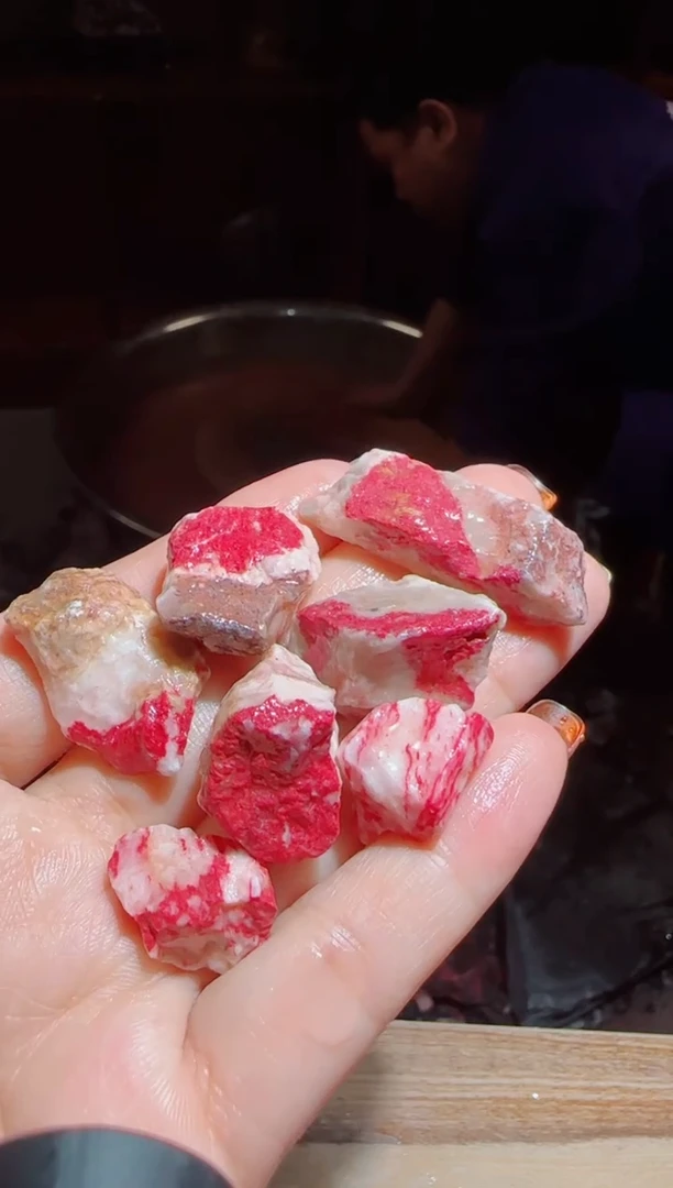 天然辰砂朱砂毛料5