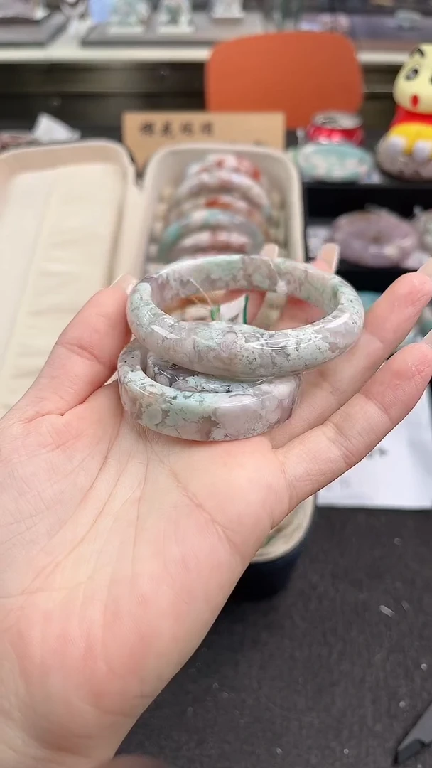 未镶嵌手镯石英质玉尘*丷圈口（赠品镯心）