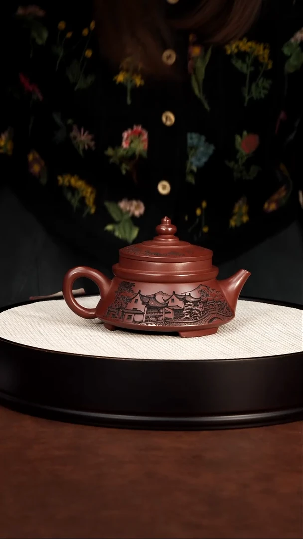 紫砂茶宠宜兴紫砂 亭台宝塔壶 龙血砂 顾林芬 600