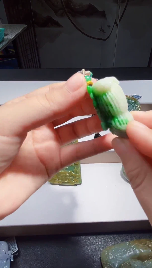 未镶嵌定制翡翠挂件