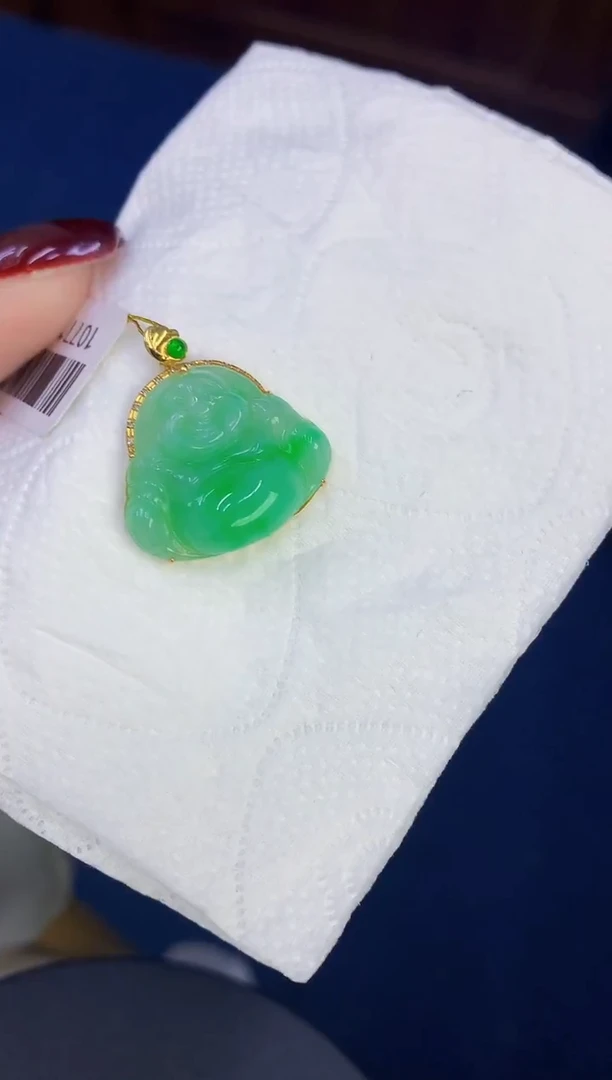 颈饰18K金镶嵌翡翠缅甸天然翡翠a货