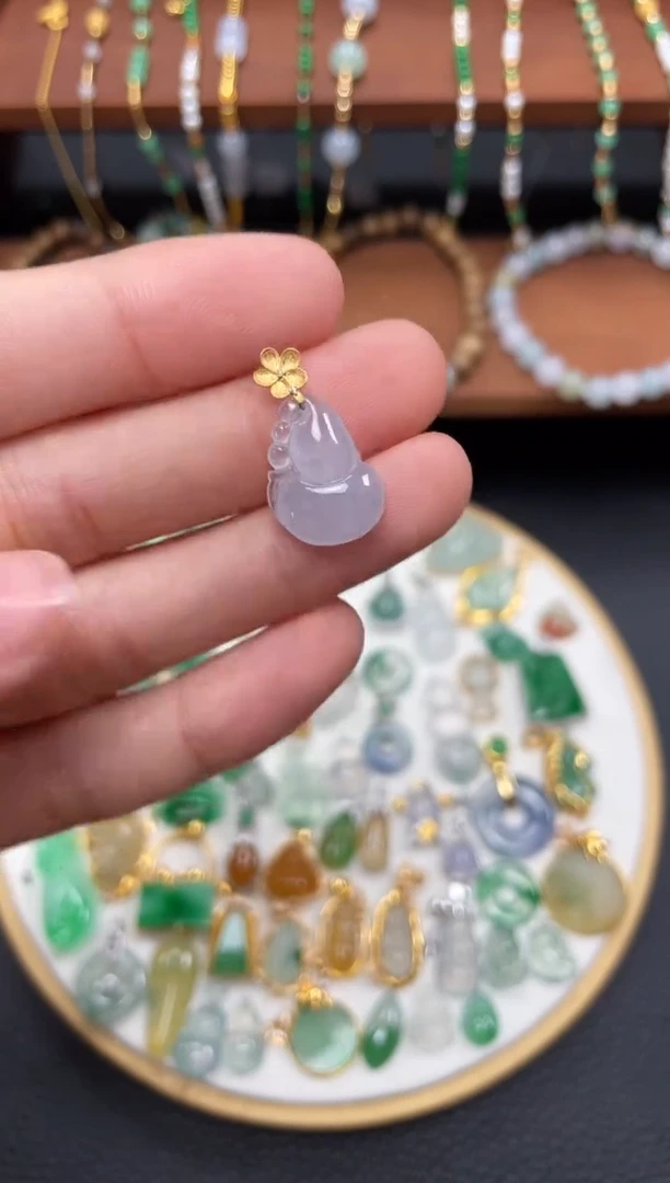 【闪购商品】翡翠吊坠(不含链)18K金镶嵌一个  JK478