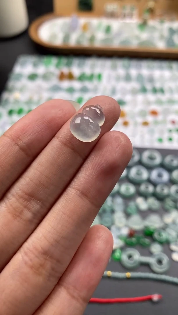 散珠翡翠冰种葫芦