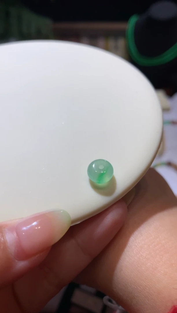 【闪购商品】定制翡翠未镶嵌8.5*4.7平安扣2200+220