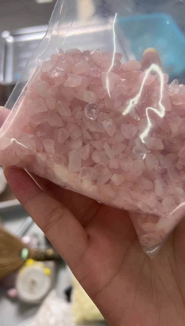 水晶摆件未镶嵌M015 两百克