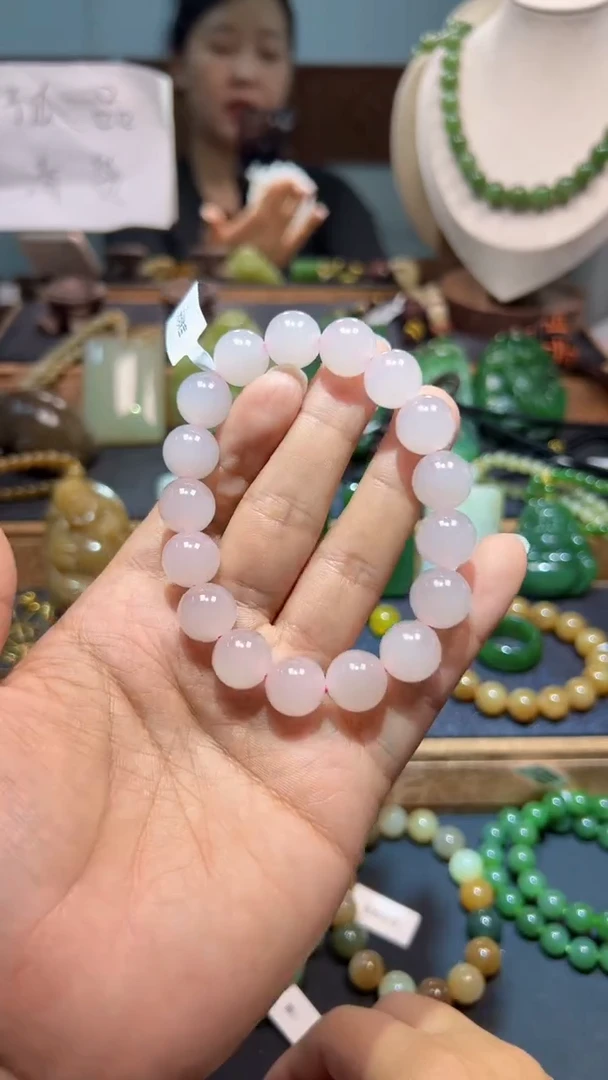 未镶嵌手串和田玉1