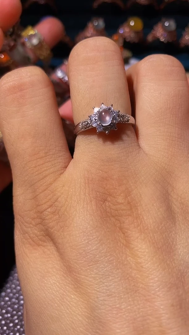 翡翠戒指银S925镶嵌肉***多................