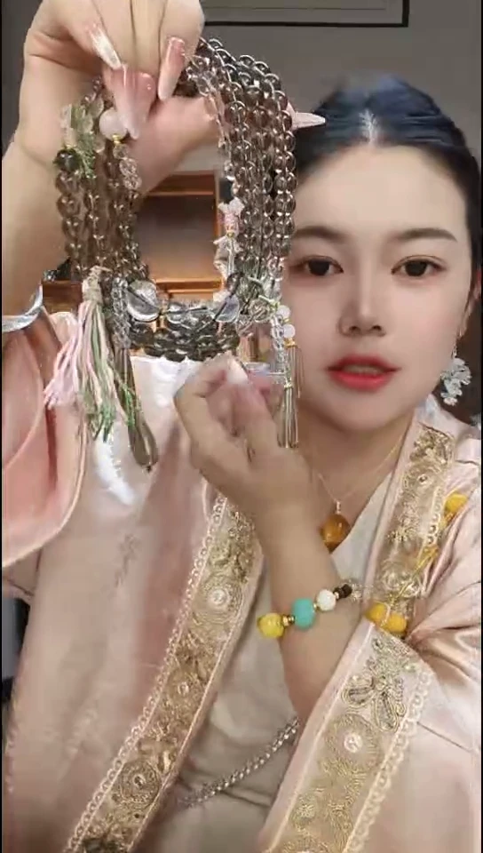 无非金属卡西百露穿搭饰品