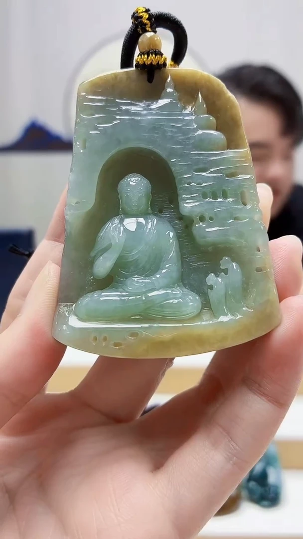 未镶嵌定制翡翠5060zm-毛货挂件40佛观天下