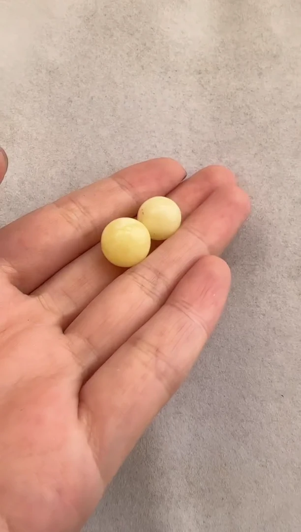 【闪购商品】琥珀裸石未镶嵌10120065-配饰俩个