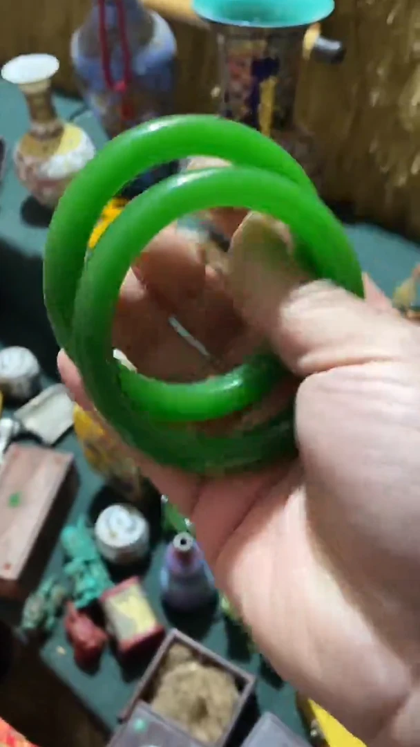 玉米福满专属链接  菠菜绿手镯一对