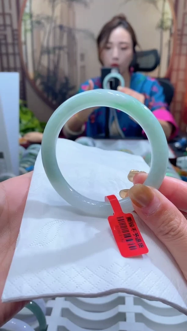 未镶嵌手镯翡翠000089321