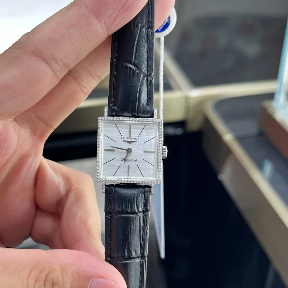 95新 Longines/浪琴 手动机械后钻22mm/公价32999/w11213
