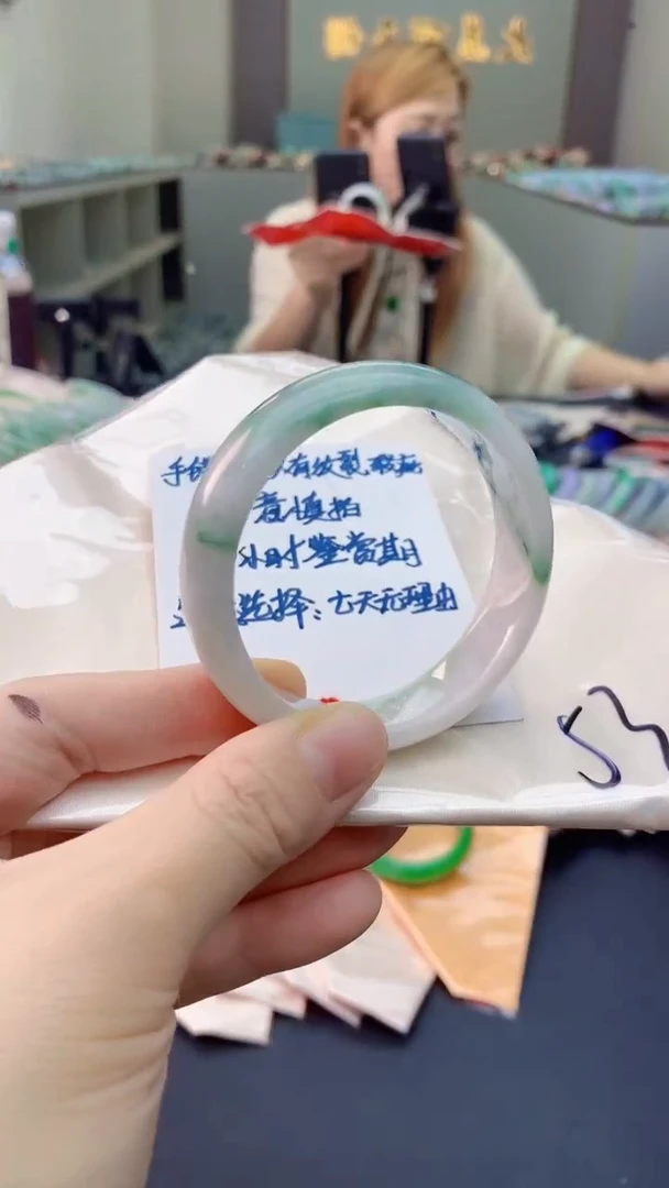 未镶嵌手镯翡翠0013777508