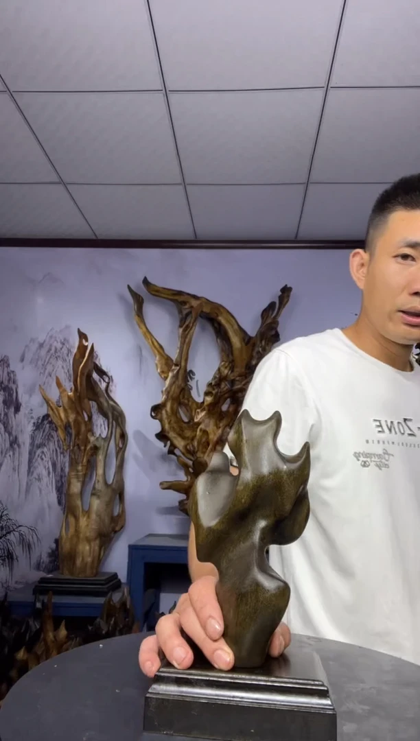 金丝楠小***冲金丝楠木工艺品摆件