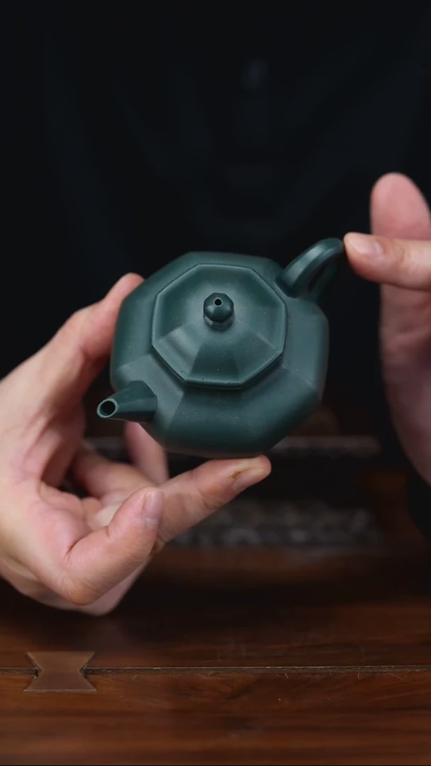 茶壶紫砂黑*八方水平 民国绿泥