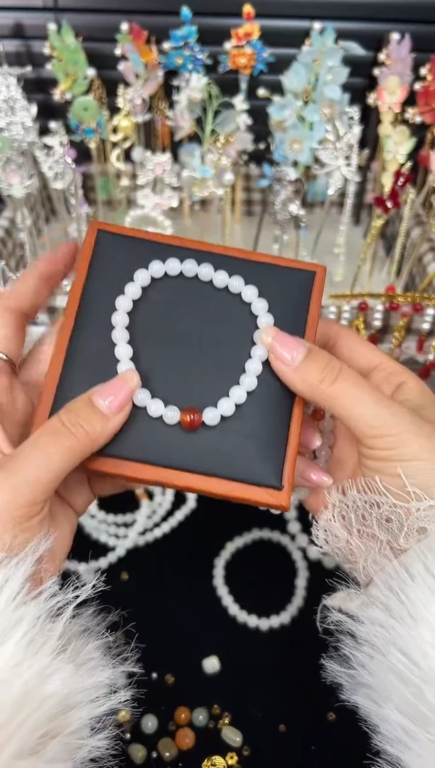 未镶嵌手链和田玉68   当天订单只收1次运费多收的找客服退