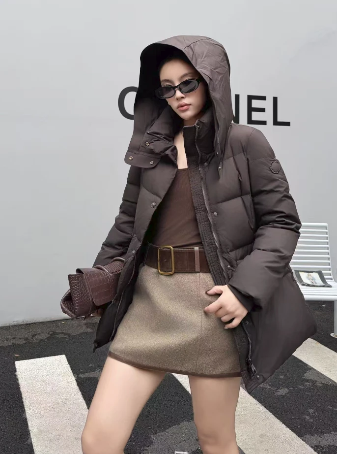 JIUER欧洲站可收腰羽绒服高级感加厚连帽时尚显瘦百搭冬季2518