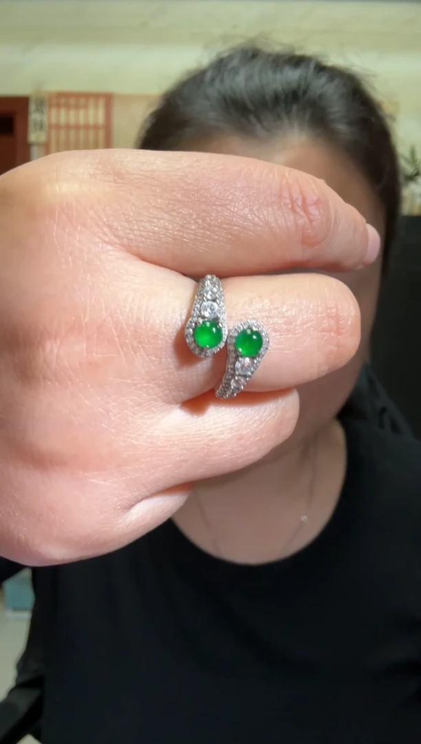 颈饰银S925镶嵌翡翠00006084