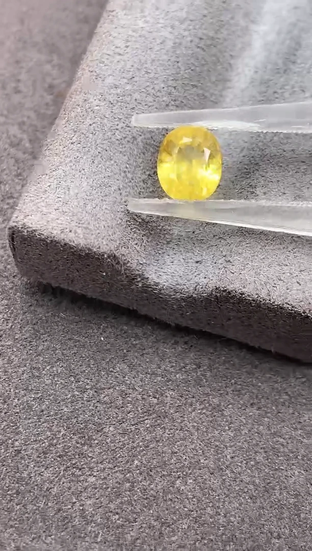裸石蓝宝石29-3 金丝雀黄蓝宝