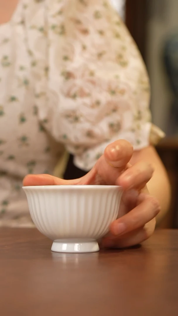 景德镇花口主人杯