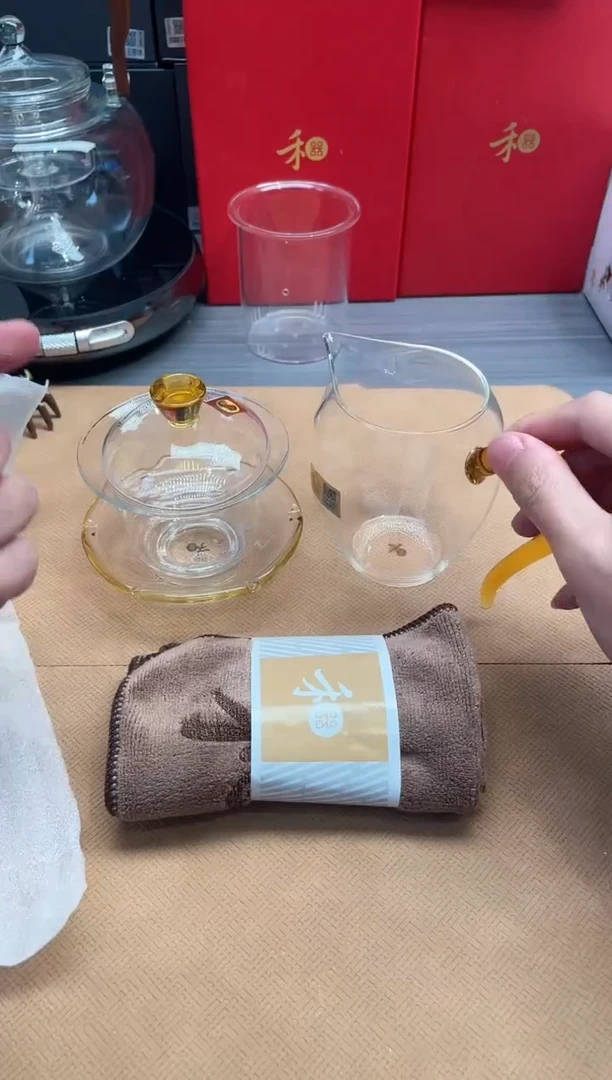 【闪购商品】禾荷浅黄加大翊口浅黄加茶巾