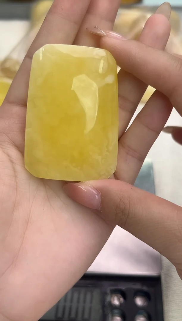 裸石琥珀未镶嵌琥珀蜜蜡吊坠