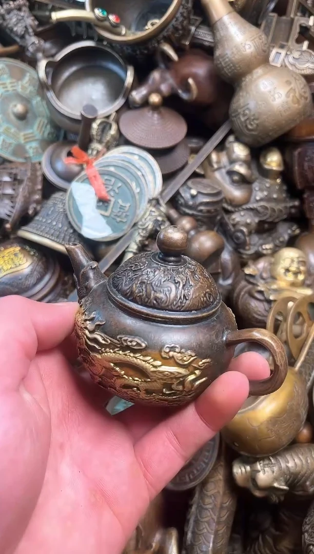 精美铜器点击下单