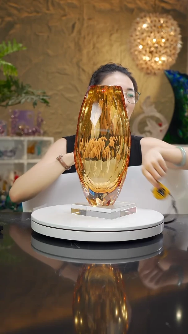 手工艺品琉璃琥珀色切面花瓶