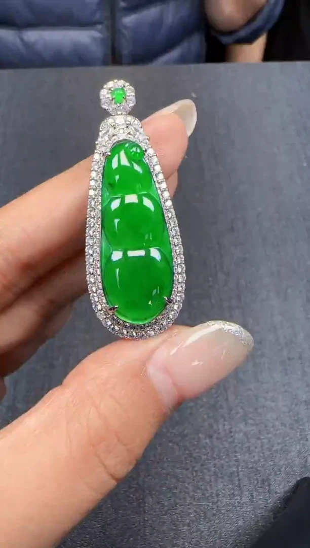 未镶嵌定制翡翠翡翠吊坠35