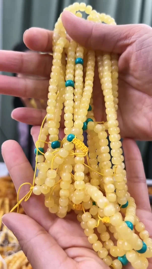 【闪购商品】琥珀手链未镶嵌蜜蜡项链多样性发其中一件