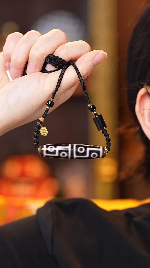 玛瑙/玉髓（覆膜）颈饰未镶嵌十二眼锁骨链