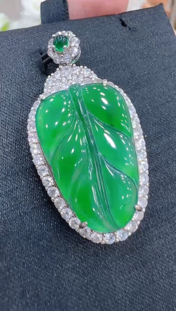 吊坠(不含链)银S925镶嵌翡翠多样性团购发货一件