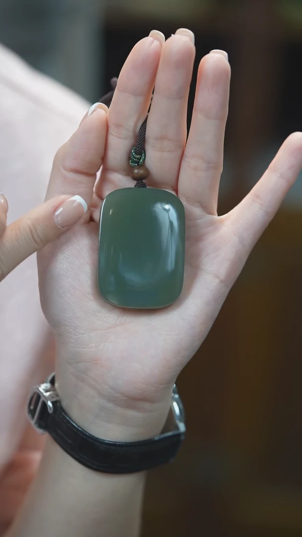 颈饰未镶嵌和田玉无事牌