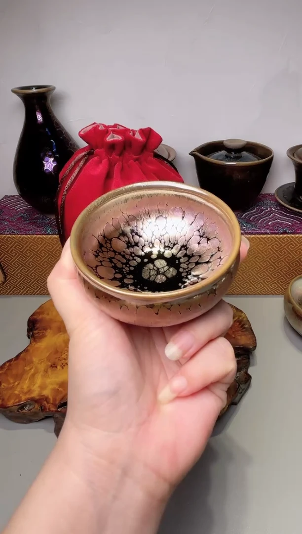 茶盏春申阁福利1只香炉-微微瑕