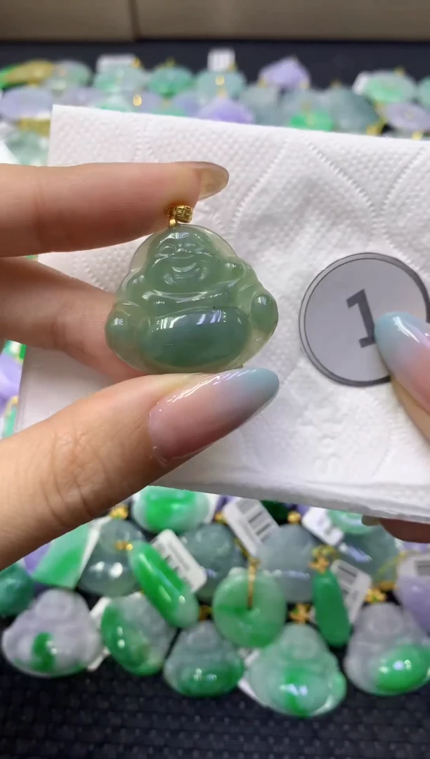 颈饰未镶嵌翡翠天然缅甸翡翠A货