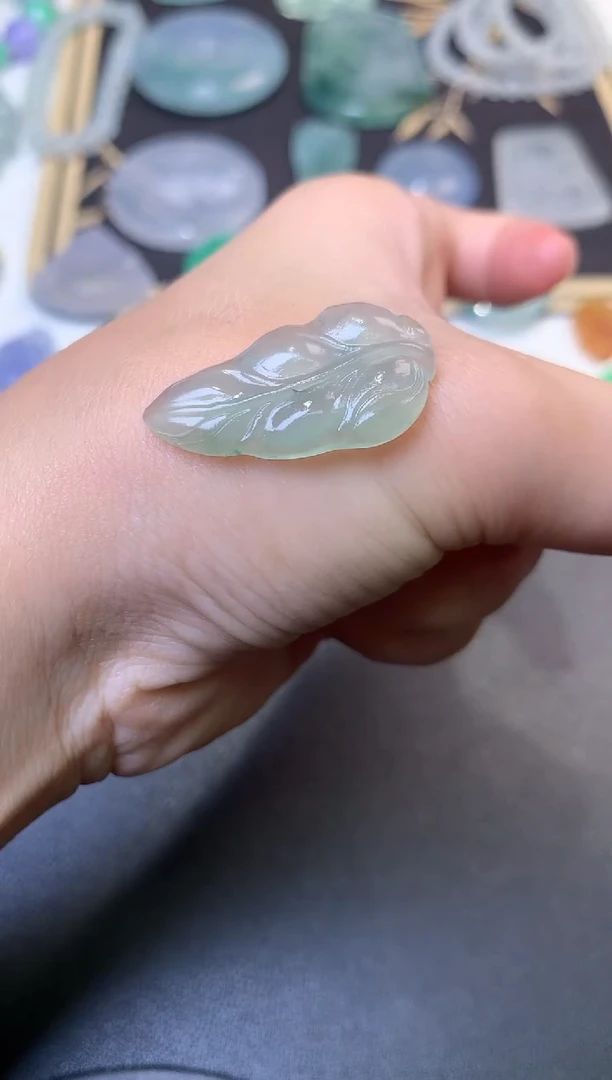 未镶嵌定制翡翠毛货