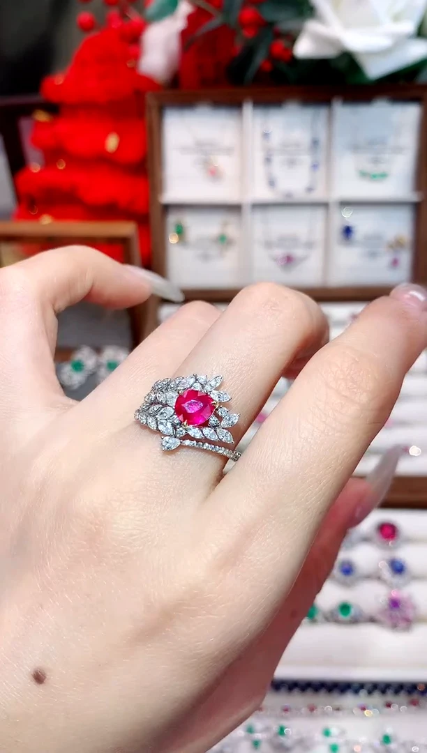 18K金镶嵌戒指红宝石1.02ct/天然宝石/七天无理由