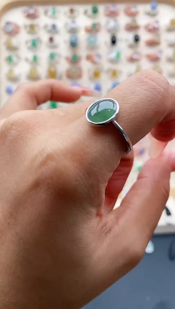 【闪购商品】翡翠戒指银S925镶嵌缅甸天然A货翡翠111  2+5