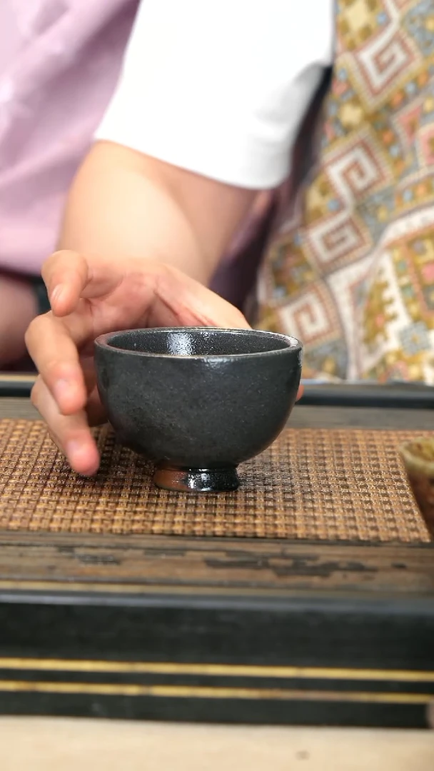 紫砂杯子GFY49宜兴紫砂《紫檀·主人杯》