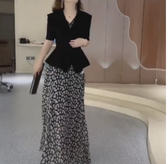 2025夏季时尚潮流百搭精品女装足iyyu