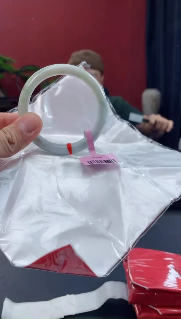 未镶嵌手镯翡翠3