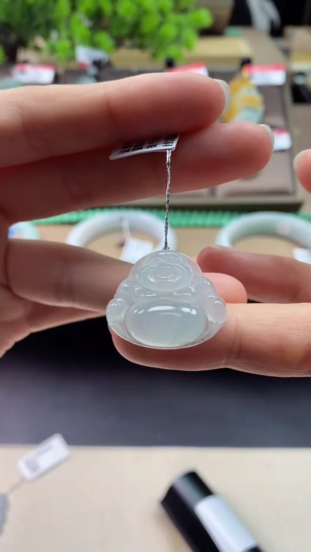 【闪购商品】翡翠颈饰未镶嵌佛公