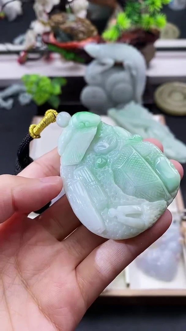 颈饰未镶嵌翡翠天然缅甸A货翡翠