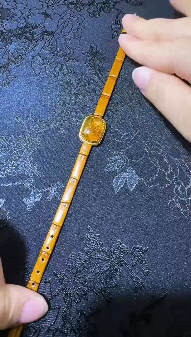 【闪购商品】琥珀手链银S925镶嵌琥珀腕带