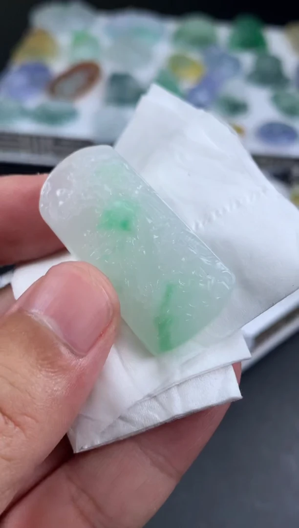 【闪购商品】定制翡翠未镶嵌翡翠